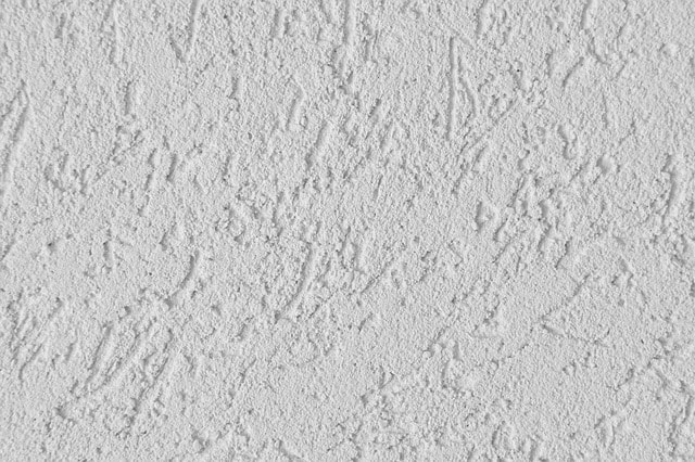 White swirl finish on stucco